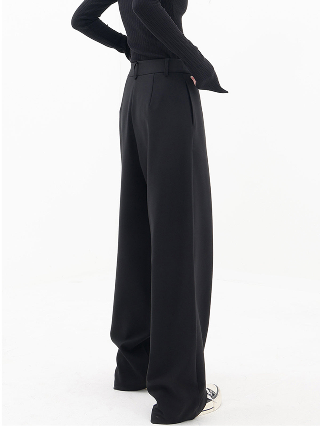 Wide-Leg Trousers